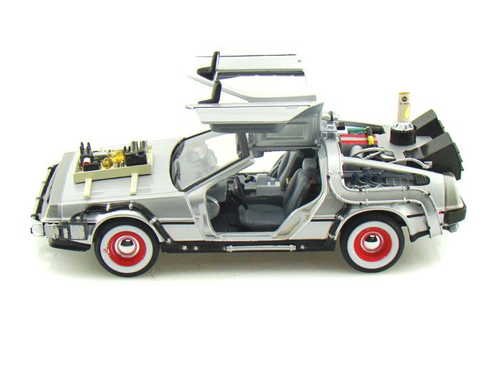 Welly DMC DeLorean DMC-12 Back to the Future III. 1:24