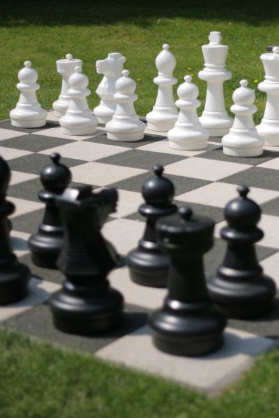 Rolly Toys zahradní velké plastové šachy