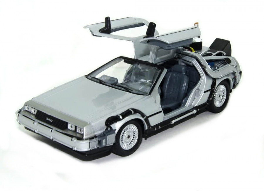 Welly DMC DeLorean DMC-12 Back to the Future II. (Flying Version) 1:24