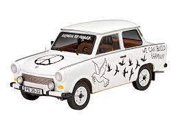 Revell Plastic ModelKit auto 07713 Trabant 601S Builder's Choice (1:24)