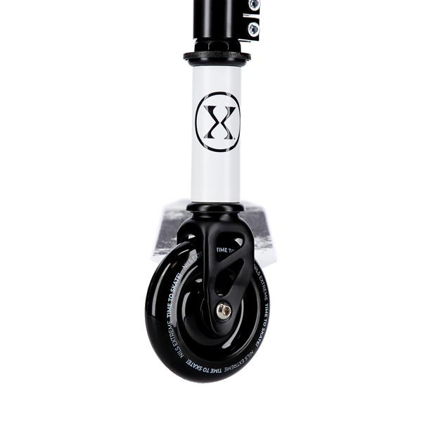 Freestyle koloběžka NILS Extreme HS138 černá, nostnost 100 kg