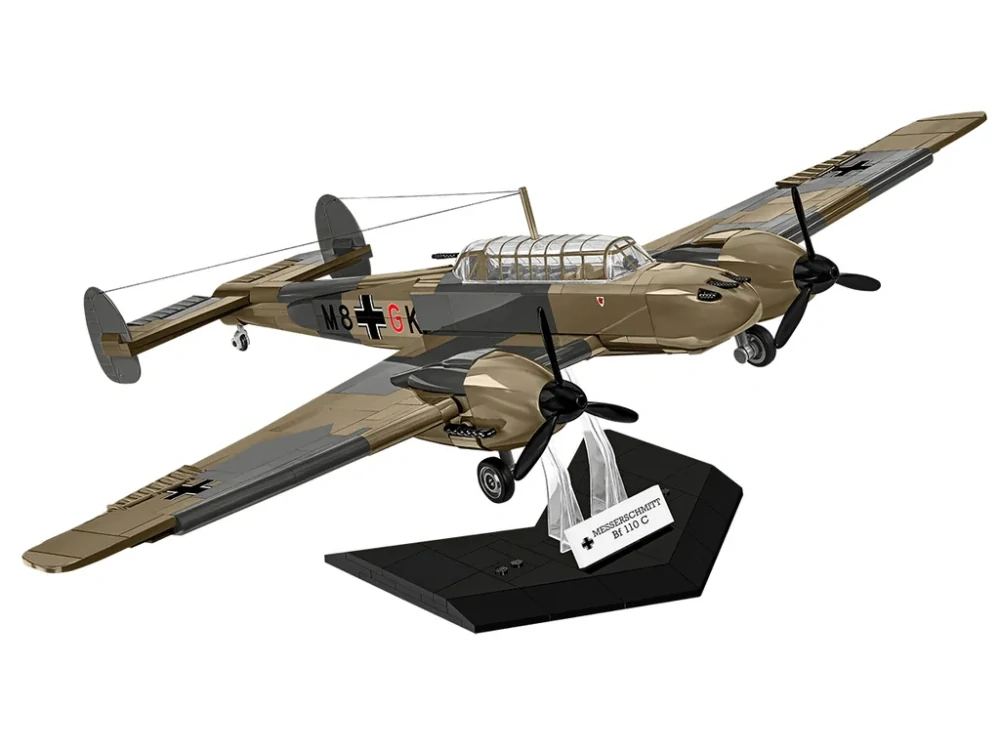 Cobi 5777 II WW Messerschmitt Bf 110C, 1:32, 578 k, 2 figurky