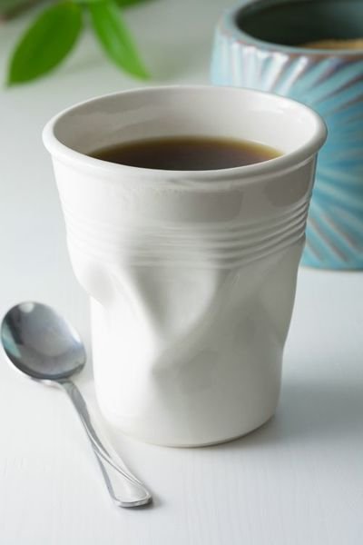 Hrnek Pomačkaný kelímek 290 ml.