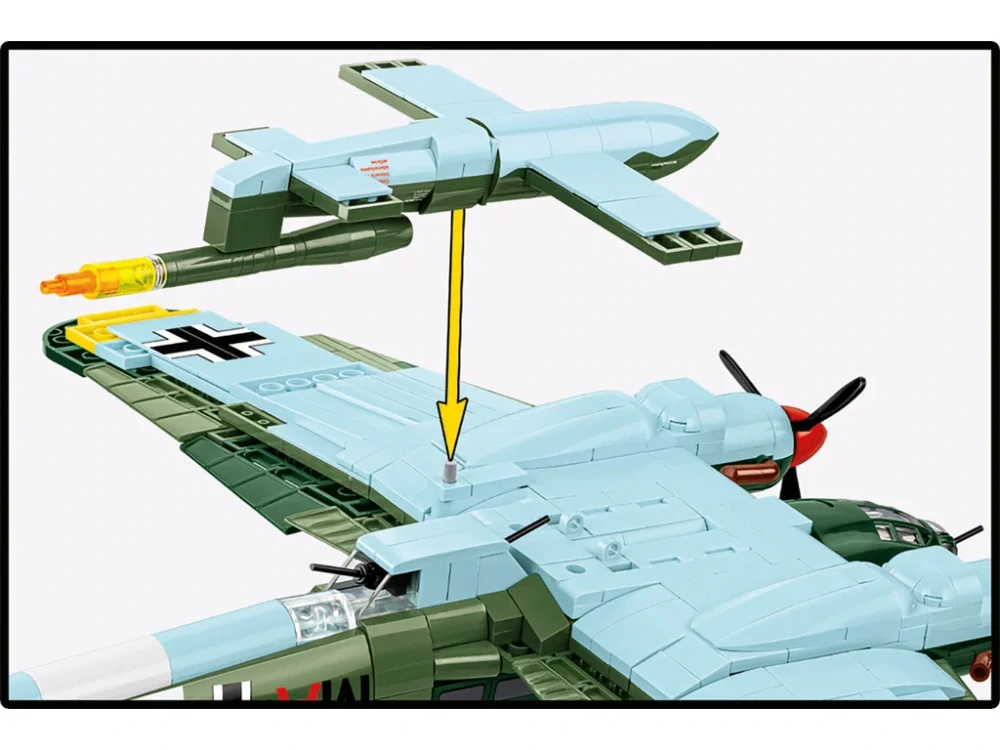 Cobi 5771 II WW Heinkel He 111 H-22 se střelou V1, 1:48, 927 k, 2 f, Executive edition