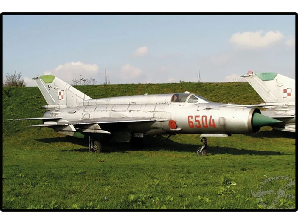 Cobi 5918 MIG-21 MF (Polsko / SSSR), 1:48, 381 kostek