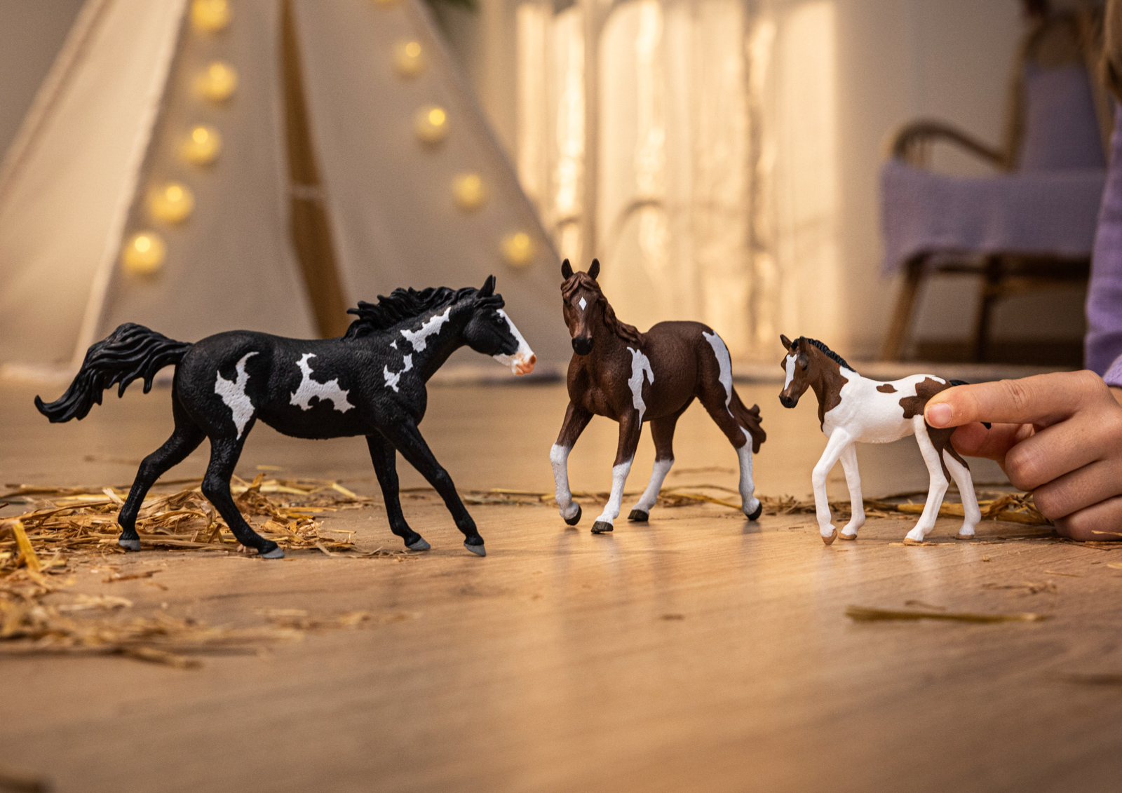 Zvířátko - Klisna paint horse