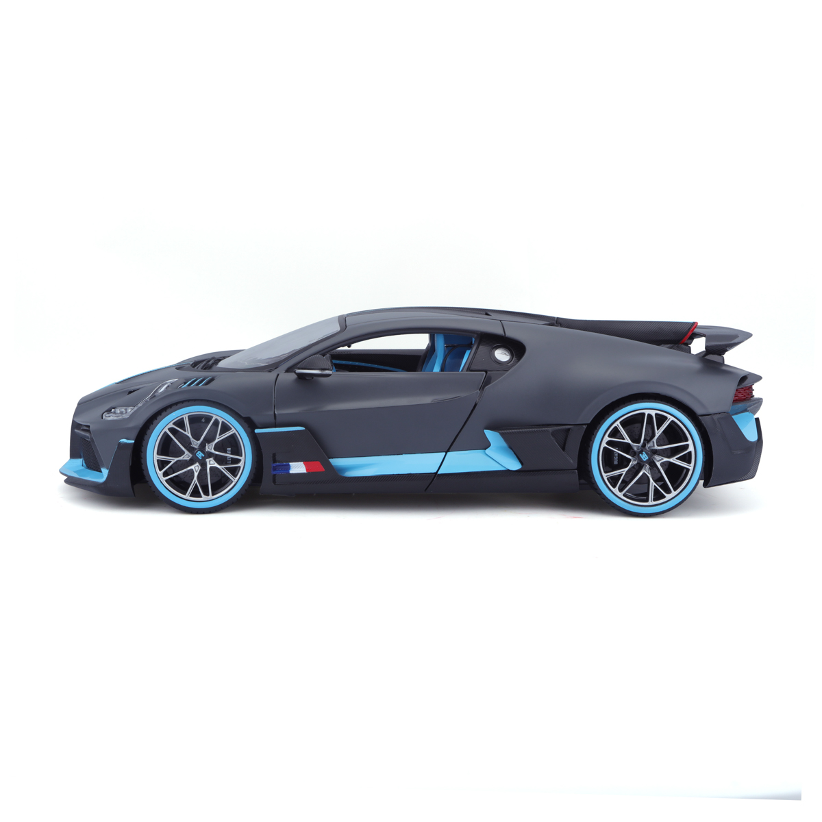 Bburago - Auta HOBBY, Bugatti Divo, matná tmavě šedá, 1:18