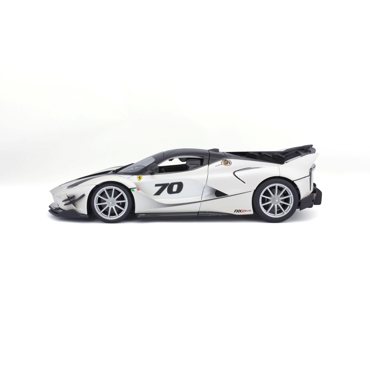 Bburago - RACE+PLAY, Ferrari FXX-K EVO, bílá-černá, 1:18