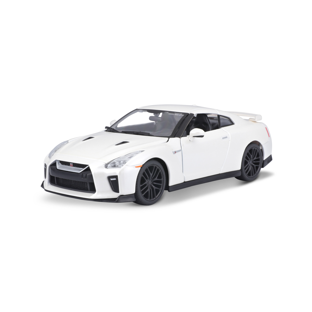 Bburago - Auta HOBBY, 2017 Nissan GT-R, bílá metalíza, 1:24