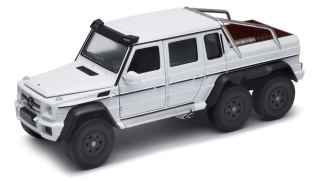 Welly Mercedes-Benz G 63 AMG 6x6, bílý 1:24
