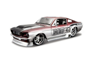 Maisto Harley Davidson Custom, 1967 Ford Mustang GT, 1:24