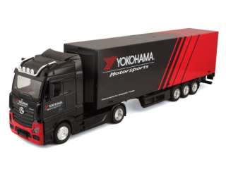 Bburago kamion Mercedes Benz Actros Gigaspace Yokohama 1:43